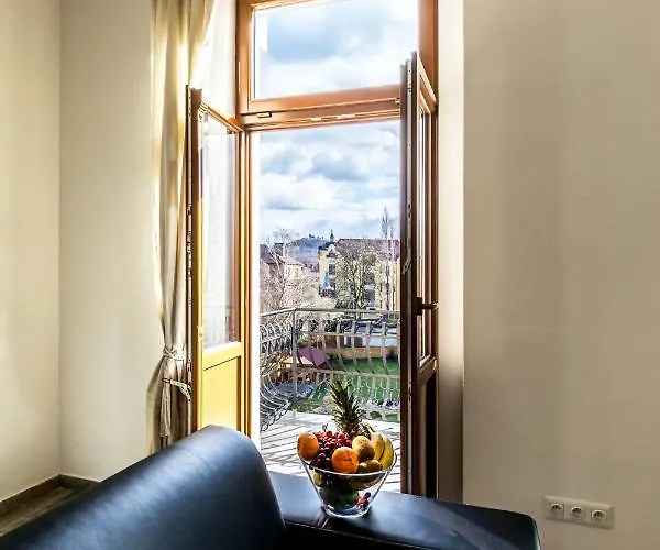 Apartment U Schodu *
